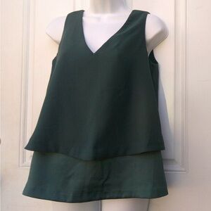 Banana Republic double v neck green blouse - M